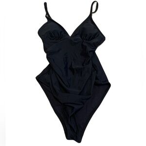 💙 CUPSHE Black V-Neck Wrap Ruched One-Piece Swimsuit - XS